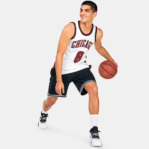 Uniforme de basket-ball pour hommes: restez au frais et au sec avec un tissu respirant à séchage rapide pour un entraînement intense et un jeu. - Product Image 1