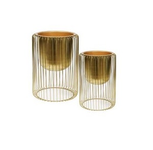 Jardinière décorative de luxe en métal avec conception en fil métallique thème unique disponible jardinière décorative pour sol en métal jardinière de différentes tailles - Product Image 1