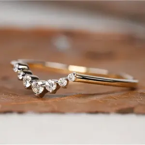 Anillo de Bodas de Diamante Natural Redondo Curvado con Tecnología de Engaste de Bisel para Regalos - Product Image 5