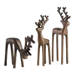 Ensemble de 3 décorations de Noël modernes et luxueuses en forme de rennes pour la décoration de la maison, ensemble de cerfs pour la décoration de table - Product Image 1