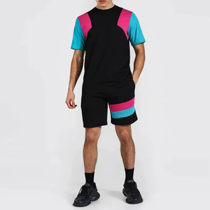 Vente en gros d'ensembles de vêtements pour hommes en coton 2 pièces ensembles de survêtements d'été délavés Streetwear ensembles courts pour hommes respirant OEM - Product Image 1
