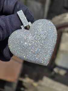 Iced Out en forme de coeur Hip Hop Moissanite ronde taille brillant diamant pendentif en argent Sterling 925 bijoux fins cadeau pour elle - Product Image 3