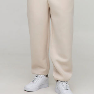 Veste de survêtement zippée durable pour homme avec poche avant, couleur unie, design élégant, dernière collection 2026, vêtements de sport pour homme pour l'hiver - Product Image 4