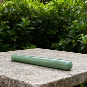 Pierre de massage en aventurine verte en gros, cristal naturel pour l'équilibrage des chakras, la méditation, la relaxation et la thérapie énergétique - Product Image 1