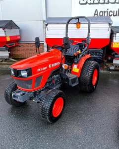 รถแทรกเตอร์ Kubota ทั้งหมดสำหรับงานกลางแจ้งงานหนักส่วนประกอบหลักของเฟืองสำหรับทำเกษตรกรรมและจัดสวนที่แข็งแรง - Product Image 3