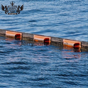 Barrière de flottation permanente robuste avec haute résistance aux UV et aux organismes marins pour les marinas - Product Image 5