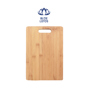 Planche en bambou GEM personnalisée pour la cuisine - Product Image 1