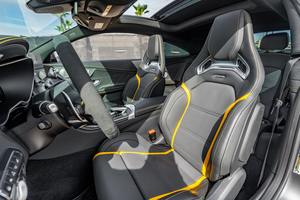 Mercedes-AMG C63 S Final Edition Coupé d'occasion haut de gamme 2023, environ 2 800 milles, V8 biturbo de 503 ch - Product Image 5