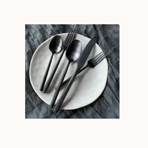 Ensemble de couverts en acier inoxydable portable couverts top vente noir mat poli avec longue poignée rectangulaire cuillère à soupe et à salade - Product Image 1