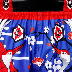Pantalones cortos de boxeo personalizados para mujer con opciones de logotipo sublimado bordado y ajuste elástico para entrenamiento de gimnasia - Product Image 3