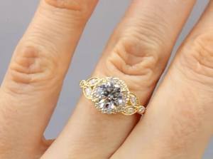 Anillo de compromiso minimalista de diamantes de corte de 8mm | Acentos de marquesa de Halo vintage | Boda nupcial fina chapada en oro de 18 quilates de plata esterlina - Product Image 4