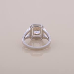 Anillo de Plata de Ley 925 con Halo de Diamantes Amarillos de Corte Radiante de 2.43CT y Vástago Dividido - Product Image 3