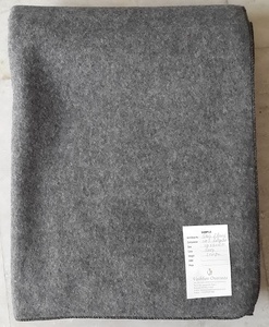 Couvertures en polaire tricotée thermique moyenne en polyester 100% vierge 150x200 cm gris 250-1000 GSM Bulk Low Price Solid Winter Home - Product Image 3