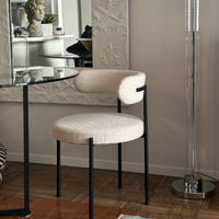 Chaise de salle à manger moderne et portable, rembourrée, avec structure métallique et dossier coussiné, idéale pour appartement, parc et hôtel