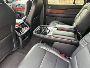 Lincoln Navigator L 2020 en Perfecto Estado - Product Image 2