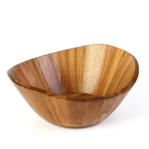 Bol en bois d'acacia Bol de service à salade en bois avec serveurs par Crescent Crafts - Product Image 2