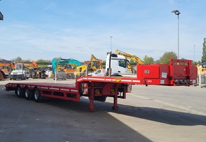 Hot Trending! Used 2007 Low-Loader Semi-<b>Trailer</b> 1xSteering Axles - Product Image 4
