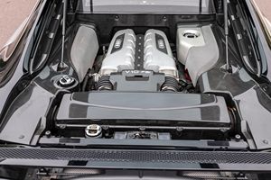 AUDI R8 V10 COUPÉ 2010 D'OCCASION (LHD/RHD) - Product Image 6