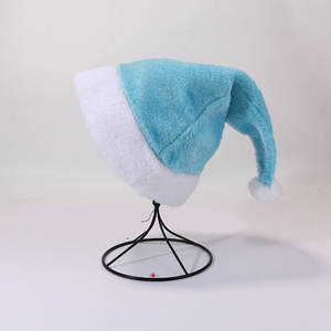 Gorro de terciopelo con logotipo personalizado, gorro de fiesta de Navidad, cómodo gorro de invierno de terciopelo verde para adultos y niños, gorro de Navidad - Product Image 4