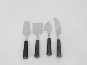 Ensemble de serveur de fromage en métal de luxe manche en résine élégant couteau à fromage et épandeur en acier inoxydable pour la restauration de mariage - Product Image 4