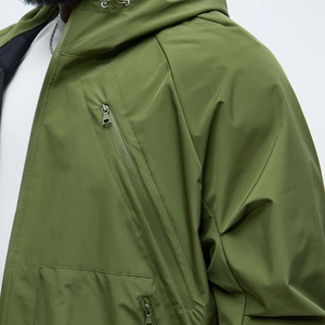 Veste de haute qualité à manches longues avec logo personnalisé, col pour homme avec capuche, idéale pour l'hiver et poches latérales, fermeture éclair - Product Image 3