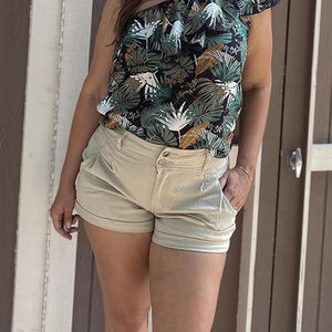 Fashionable Women's <b>High</b> <b>Waist</b> Denim <b>Shorts</b> Summer Casual Wear Super Distressed <b>Jeans</b> <b>Shorts</b> Customizable Women Denim <b>Shorts</b> - Product Image 3