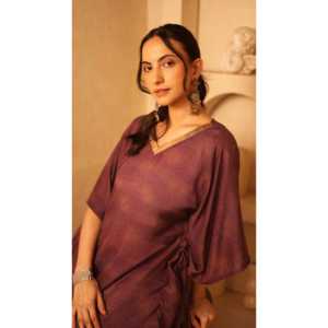 Ensemble assorti caftan violet Stardust en mousseline de soie, coupe ample, trois-quarts, pour femme, tailles XL, 2XL, 3XL, pour tenues printemps/été/automne - Product Image 3