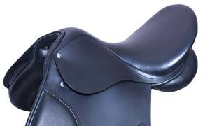 อานม้าหนังแท้คุณภาพพรีเมียมขายดีที่สุด สำหรับกระโดดข้ามเครื่องกีดขวาง ขี่ม้าเดรสสาจ ทนทาน ใช้งานได้นาน สีและขนาดปรับแต่งได้ - Product Image 5