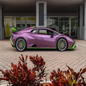 LAMBORGHINI HURACAN STO 2023 NEUF ET IMMACULÉ - Product Image 3