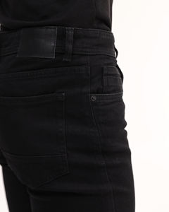 Jeans en denim extensible sur mesure, coupe slim, taille personnalisée, pour hommes, coupe slim, denim noir, usage quotidien, fabricant OEM - Product Image 3