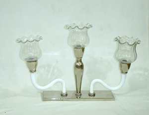 Candélabre décoratif à 5 bras pour la décoration de la maison et du mariage Candélabre de mariage fantaisie en aluminium enduit de poudre Pièce maîtresse pour la maison - Product Image 3