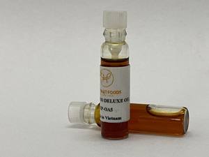 Bonne huile de bois de Oud pure de haute qualité Huile essentielle la plus vendue en vrac Huile de Oud naturelle de qualité supérieure - Product Image 5