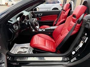 MERCEDES-BENZ SLC300 d'occasion 2018, conduite à gauche/droite - Product Image 5