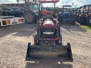 CASE IH FARMALL 35B PRIMELIFT 10C CARGADOR MULTIFUNCIONAL TRACTOR AGRÍCOLA - Product Image 2