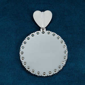 Pendentif photo personnalisé en or 14 carats avec moissanite, charmes uniques et élégants - Product Image 3