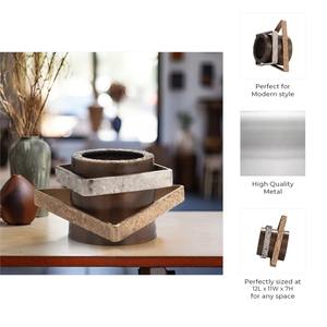 Superbe sculpture d'objet de table en métal avec des détails artistiques ajoute un charme luxueux et moderne à n'importe quel intérieur de maison - Product Image 5