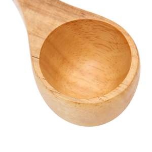 Mug Kuksa en bois écologique poli à la main avec poignée ergonomique faite à la main, résistant à la chaleur et au design moderne pour boire de l'eau - Product Image 2