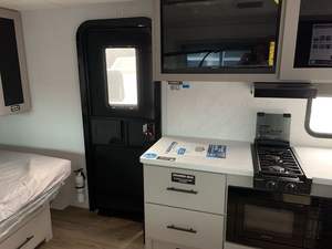 Remolques de Viaje de Alta Calidad, Ligeros e Impermeables, 2025 2026 Alliances RVs Delta Solo ML166 de 19 pies, 3 Plazas, Listos para Enviar - Product Image 2