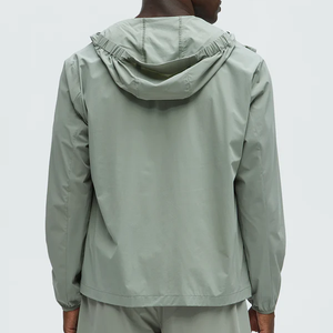 Chaqueta Cortavientos con Capucha para Hombre, Estilo Minimalista, Impermeable, de Alta Calidad, para Uso Urbano Informal, Venta al Por Mayor - Product Image 5