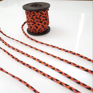 Venta al por mayor de accesorios de costura DIY cintas trenzadas de satén cuerdas decoraciones caja de regalo lazo de embalaje 100% poliéster - Product Image 3