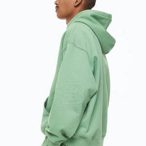 Últimas sudaderas con capucha de gran tamaño de invierno con cuello con capucha de patrón sólido para uso al aire libre Hecho en Pakistán - Product Image 3