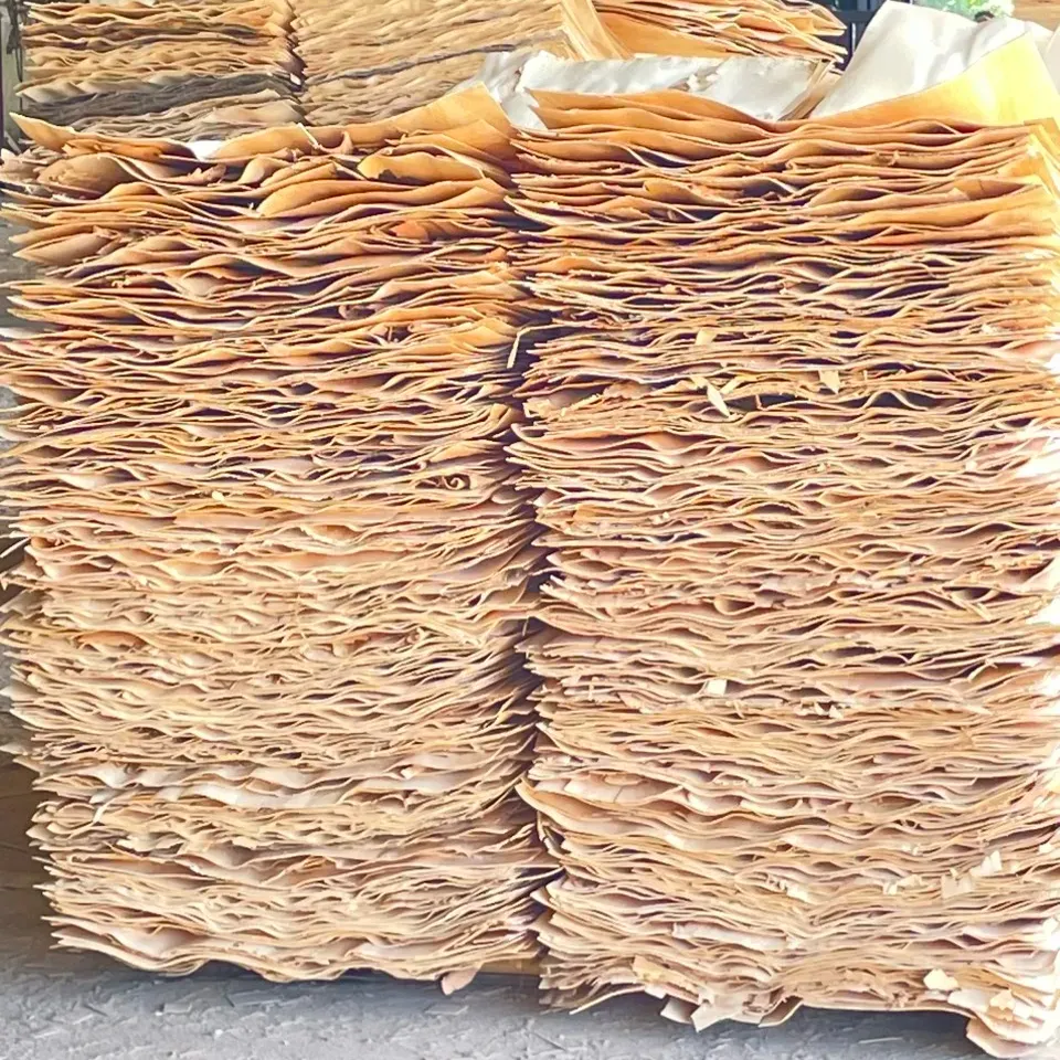 Holz pulver für Weihrauch Komfortable Duftstopfen-Anpassung Ganzjahres-Maschen größe Verpackung Holz pulver Kunststoff Vietnam