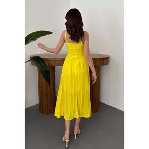 Vestido Largo Amarillo con Volantes y Copas en el Busto - Amarillo - Product Image 5