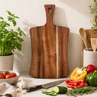 Planche à découper en bois d'acacia massif, faite à la main avec poignée, pour la préparation et la découpe de viande et de légumes en cuisine