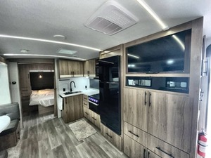 Caravane de voyage d'occasion 2024 G-r-a-n-d Design I-m-a-g-i-n-e 2800BH pour l'extérieur, maison mobile, camping-car à vendre - Product Image 2