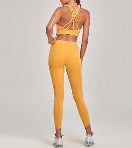 Conjunto de Yoga al por Mayor para Mujer, Sujetadores Deportivos, Pantalones Cortos de Entrenamiento con Efecto Push-Up, Gimnasio con Cierre de Cordón, Conjuntos de Yoga con Estampado Sólido - Product Image 4