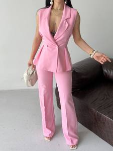 Ensemble de costume rose pour femme, blazer sans manches avec boutons, pantalon long, tenue de cérémonie, style printemps, col cranté, tissu satiné - Product Image 2