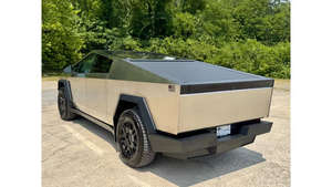 Cyberbeast AWD LHD RHD d'occasion certifié 2024 - Product Image 3