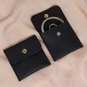 Mini bolsa con forma de sobre de cuero PU para viajes, embalaje de joyería reciclable reutilizable para anillos, pulseras, collares, pendientes - Product Image 1