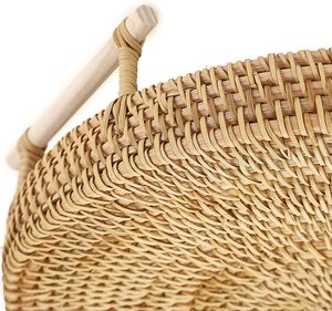 Le plateau de service en rotin est une combinaison parfaite d'élégance, d'utilité et d'artisanat - Product Image 5